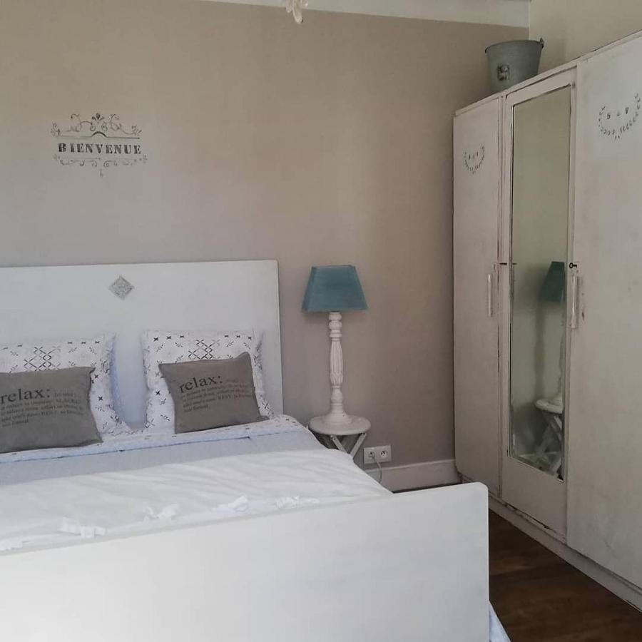Chambre D'Hote Equestre Au Petit Bonheur Chateldon Exterior photo